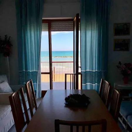 Apartman Sulla Spiaggia In Abruzzo Con Accesso A Mare